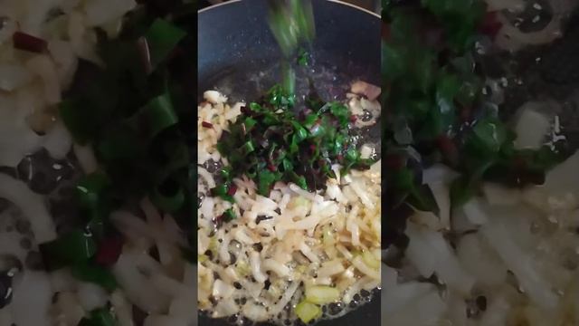 Готовлю вкусно.Витаминная яичница.mp4