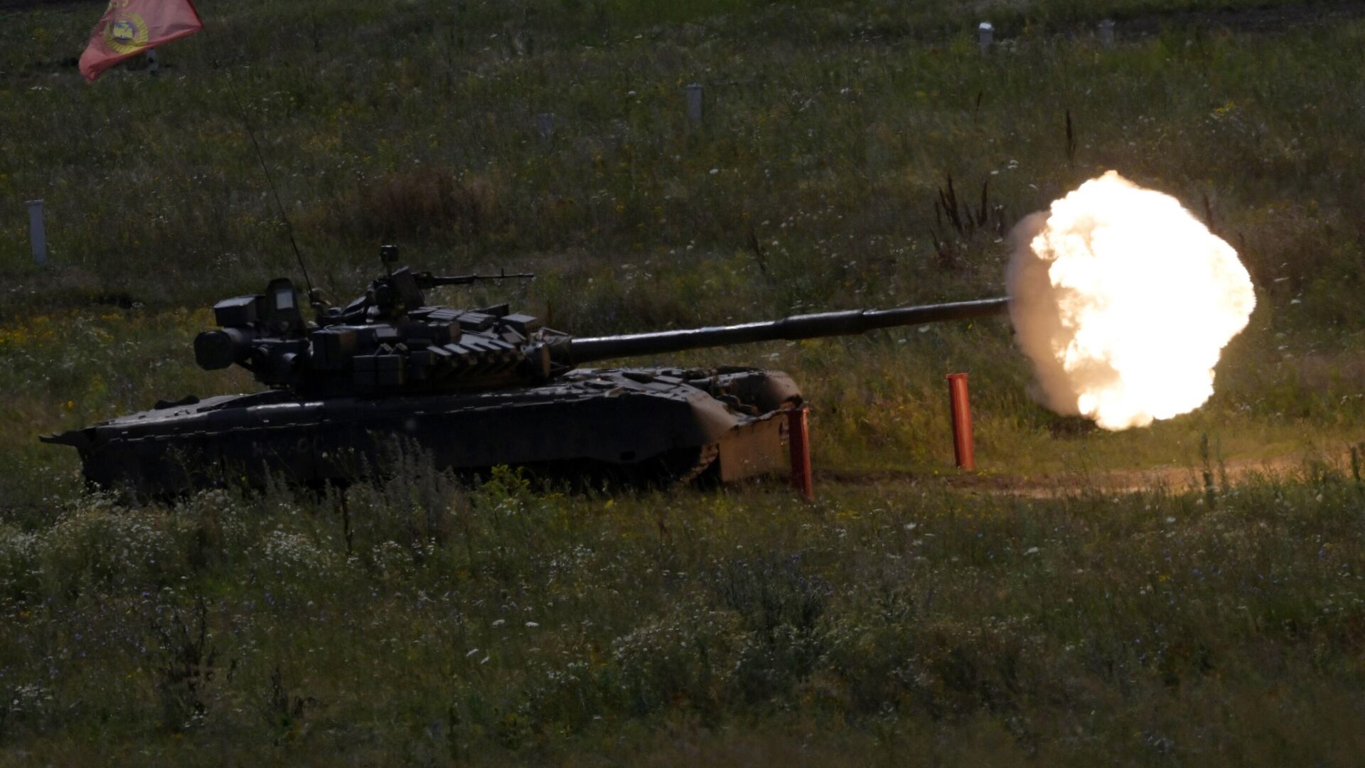 Российский танк обратил в бегство колонну ВСУ