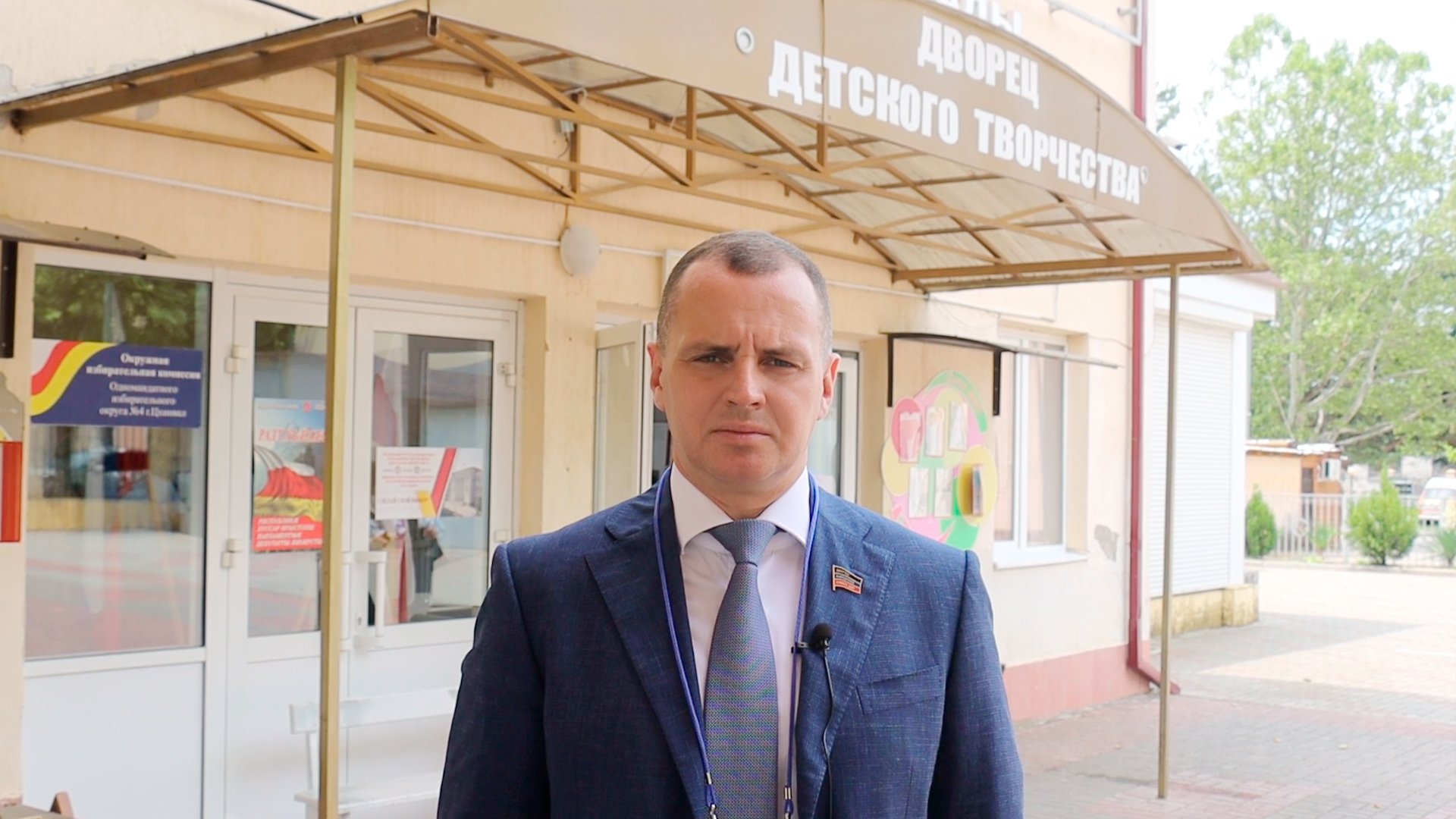 Делегация Народного Совета наблюдает за ходом голосования на парламентских выборах в Южной Осетии