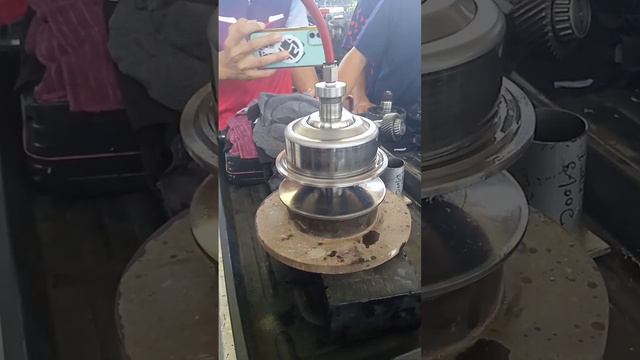 Check pressure secondary pulley gearbox CVT