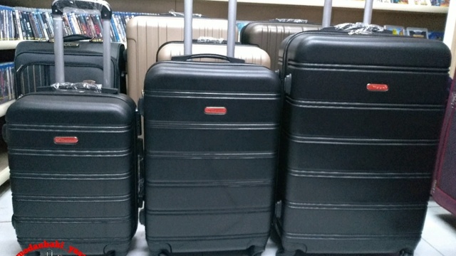 Купить чемодан в Баку.Магазин чемоданов+994515166666