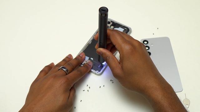 Samsung Galaxy S24 Teardown Reassembly