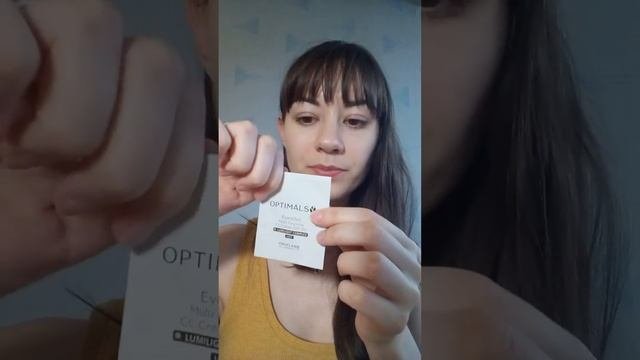 Сравнение оттенков крем-тон A-Z 36487 и СС-крем Optimals 32973 Орифлэйм