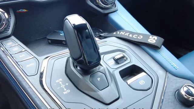 Новый гибридный кроссовер Lynk  Co 05 EM P 2023