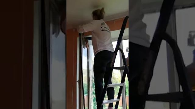 Сотрудники Cleaning Moscow за работой