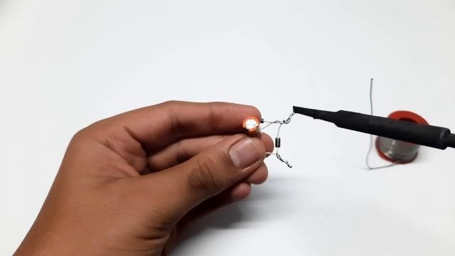 HOW TO MAKE 220 VOLT AC TO 12 VOLT DC VOLTAGE DROPPER CIRCUIT AT HOME