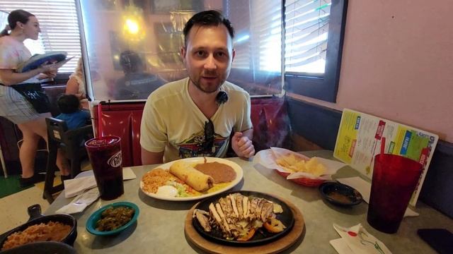 Кухня Техаса или что едят американцы в Техасе? Обзор ресторана Chuy's, кухня Tex-Mex в США
