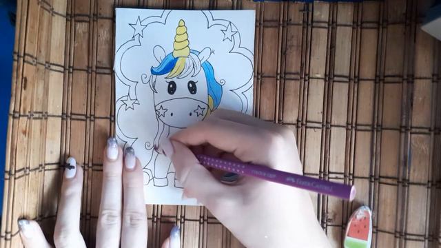 Проверяю карандаши из Германии. РАДУЖНЫЙ единорог. Checking pencils from Germany. RAINBOW unicorn.