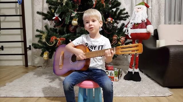 Детская песенка на гитаре
