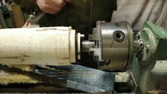 Техника токаря по дереву модельного цеха завода Станколит