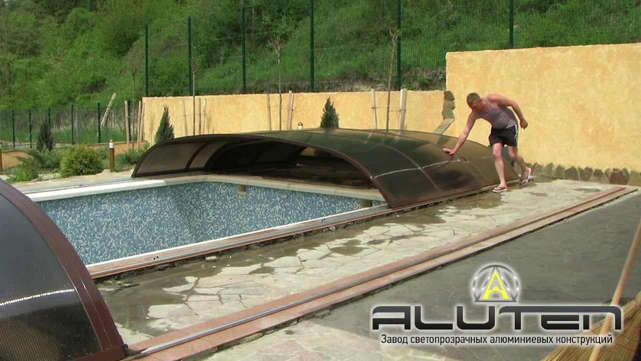 Лягушка ALUTEN Elite: павильон для бассейна переменной высоты и ширины.