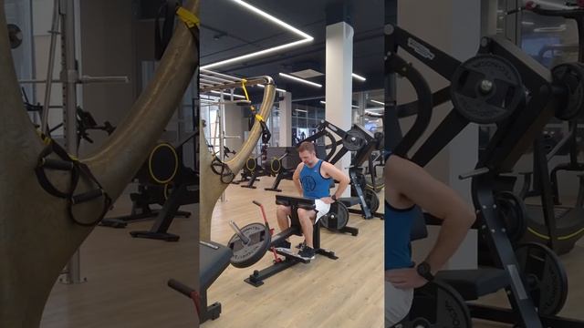 Упражнение для развития икроножных мышц голени.