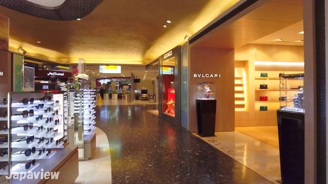 4K WalkAbu Dhabi International Airport - Terminal1 and 3 after Immigration area.