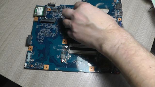 Оживление : Чищу, меняю термопасту и батарейку ноутбука Acer Aspire 5542G 303G25Mi