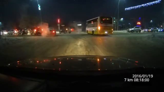 Маршрутные автобусы нарушают