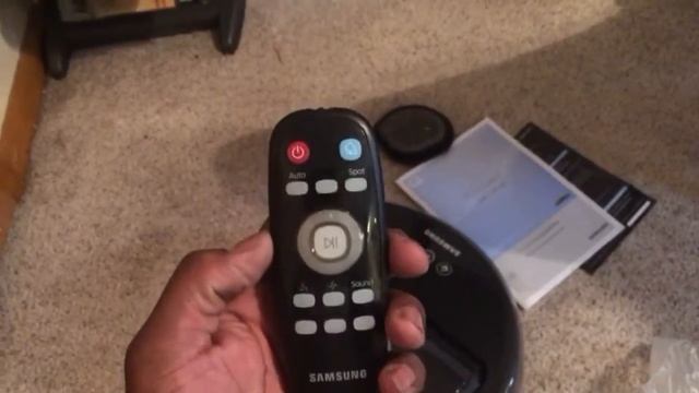 Unboxing Samsung powerbot VR9000