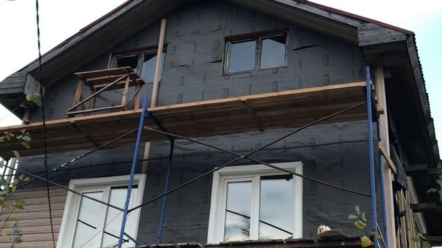 Монтаж сайдинга и утепление дома