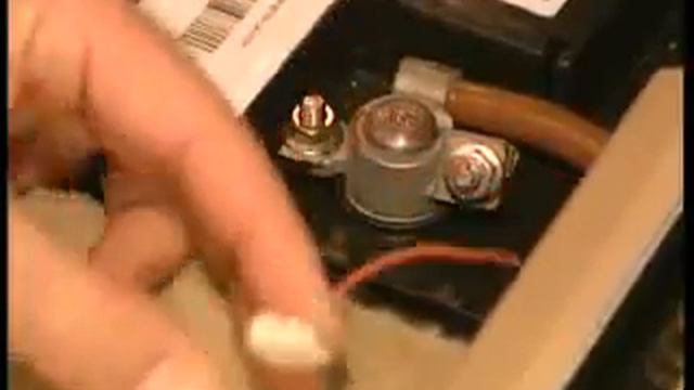 Демонтаж аккумулятора на Mercedes ML class/ How to dismounting battery Mercedes ML class