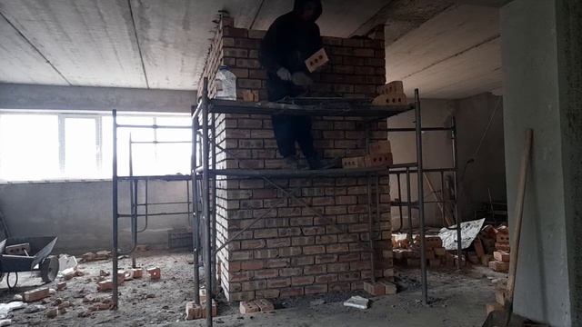 кладка пол кирпича, душевая