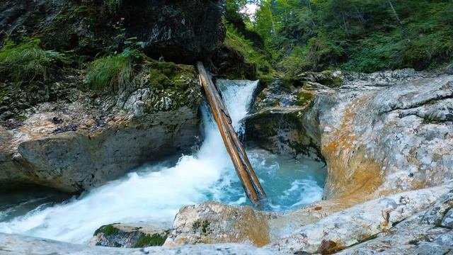 Шум водопада ASMR | Звук водопада для медитации, расслабления и глубокого сна.
