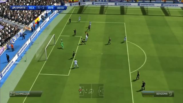 FIFA 14 Gameplay TUTORIAL / Set pieces-The short corner kick