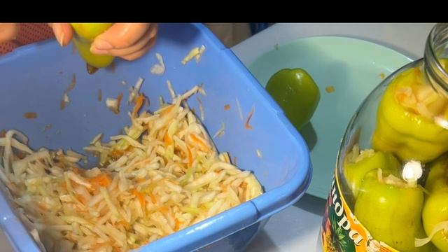 Маринованный перец фаршированный капустой !Вкуснейшая постная закуска!