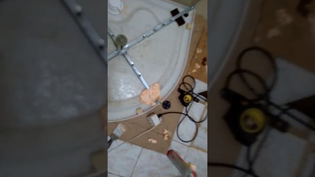Установка дополнительных опор, герметизация корпуса поддона