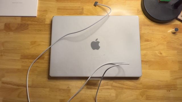 macbook pro "16 2023 - slow unboxing mit Überraschung