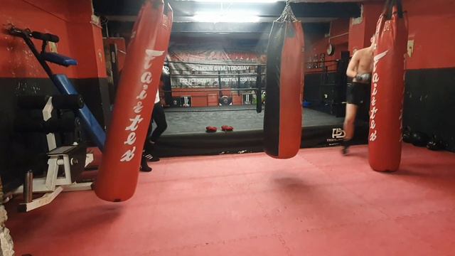Oneface Mapacha  - TEACHING BOXING AND FITNESS AT LUDUS MAGNUS 24 HOURS GYM