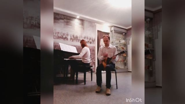 В.Панин. РНП "У ворот девка стоит". Иннокентий Тютин (балалайка), И.Медведева (ф-но)
