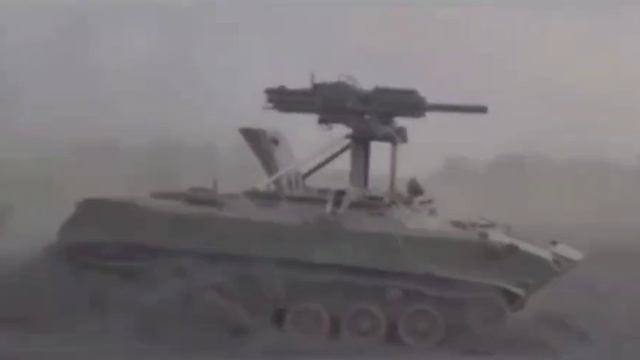 БТР-Д сразу с двумя кустарно установленными 82-мм миномётами 2Б9М "Василёк"!!!
