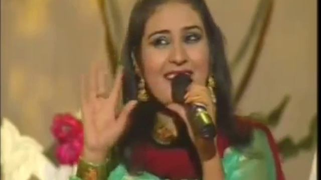 Aik Larke Peh Larki Diwani Ho Gai Sara Raza Khan  Ali Abbas PTV with good sound