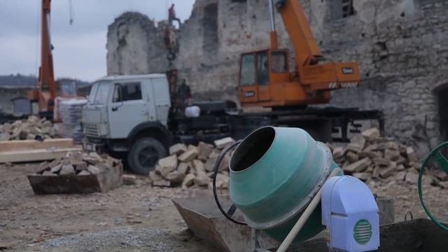 Триває реконструкція Чортківського замку