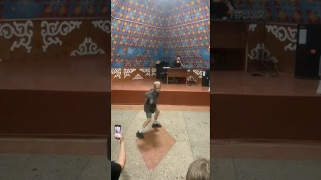 пацан раздал ?? мемчик #4
