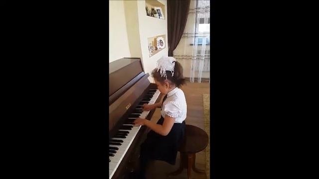 Зинченко Алина 6 лет С. Майкапар  Вальс Роули В стране гномов