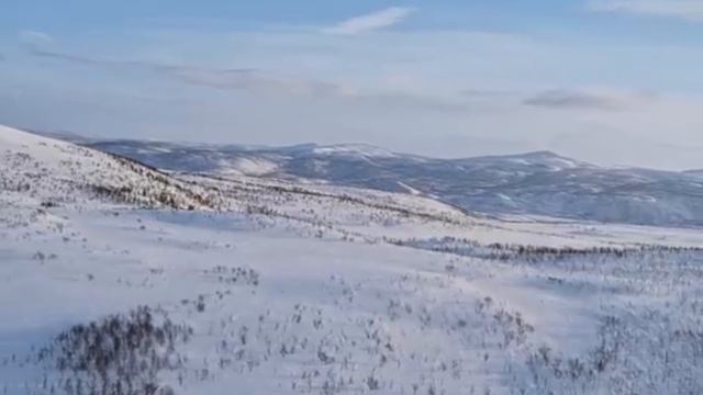 Шикарный танец зимой на коньках под прекрасную музыку.