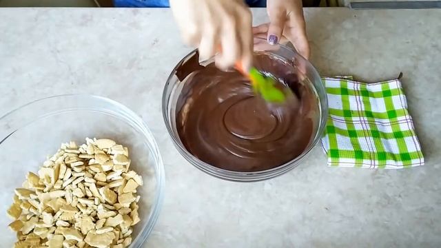 Быстро, просто, очень вкусно, без выпечки! Шоколадные батончики из трех ингредиентов без выпечки