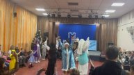 Новогодний хоровод «Подарок с сюрпризом!"