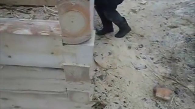 Соединение бревен - Ласточких хвост