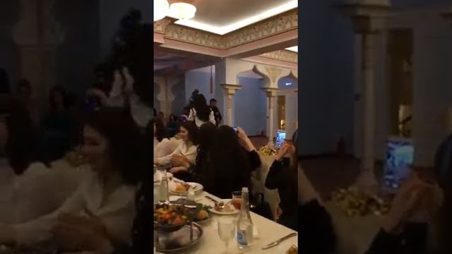 Ислам(101) Танцует