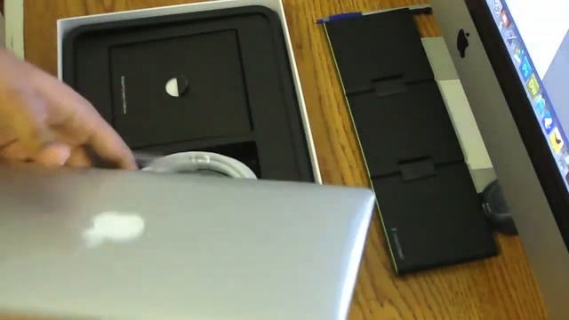 UNBOXING: MACBOOK AIR 11 INCHES SLIM