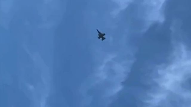 Хохлы публикуют видео якобы с F-16 в небе над Одессой