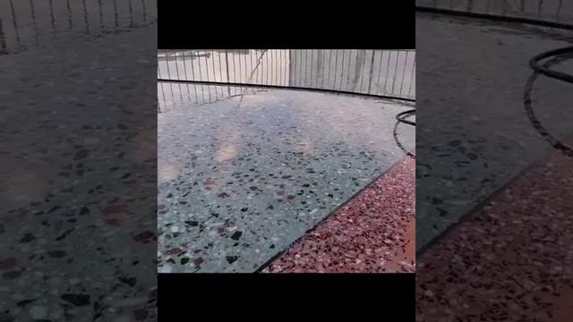 Зелёный мозаичный пол
