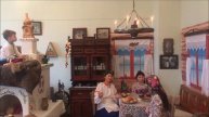 В горнице  Ольги Апетовой