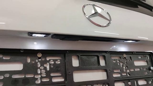 Выезжающая камера заднего вида на MERCEDES BENZ GLB 2021