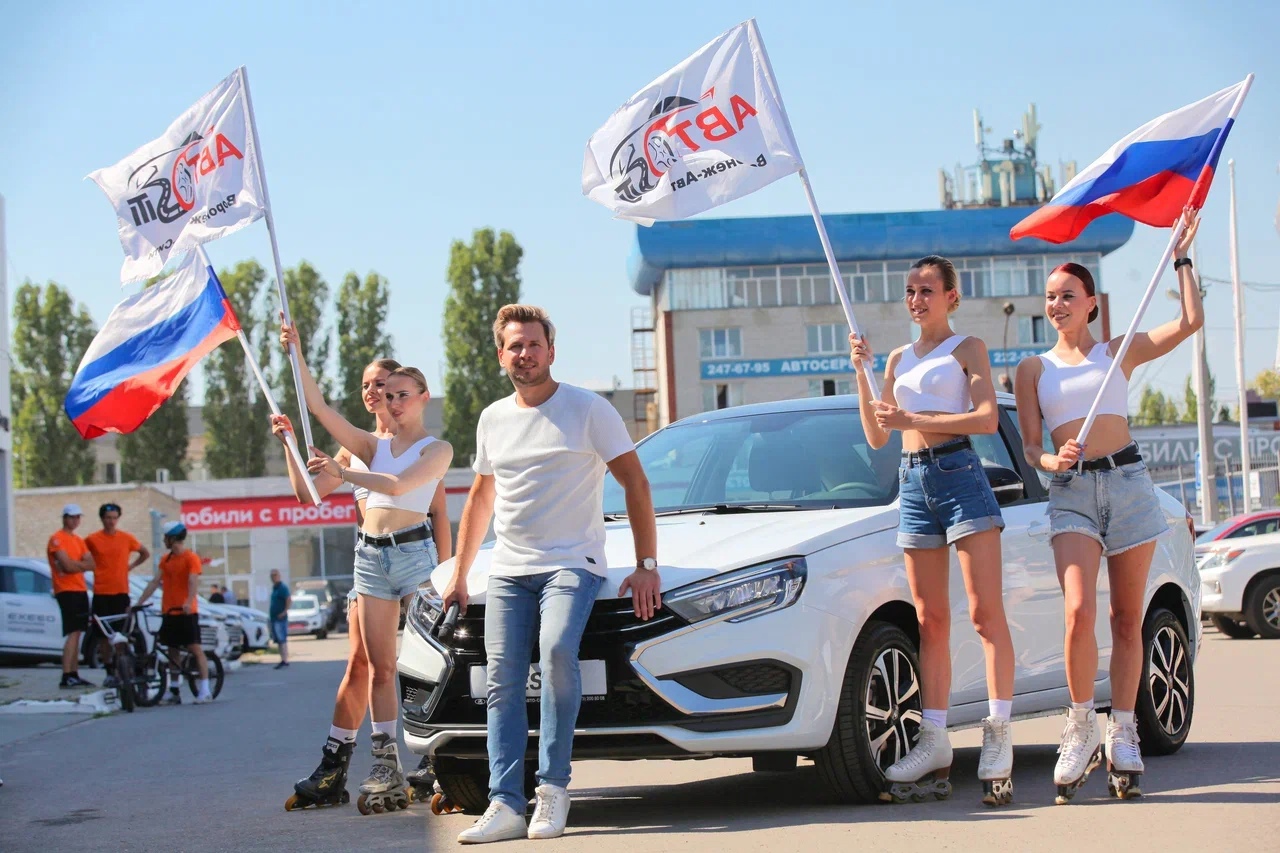 Ведущий Юрий Уразов - Презентация авто Lada Vesta NG