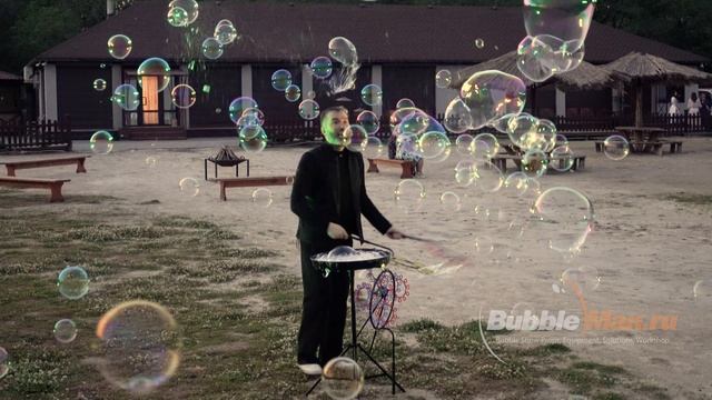 Ракетка Мегабаблмен 43 см - улица - бунгалы