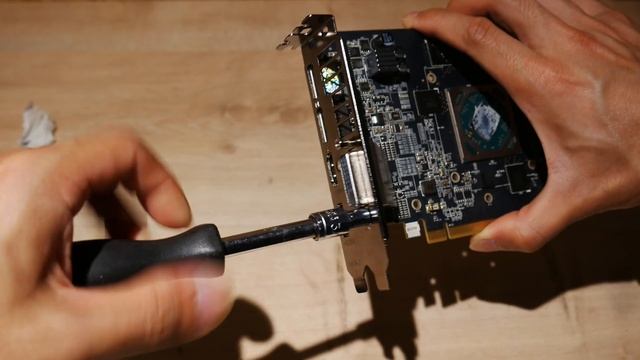 Sapphire RX 570 Pulse - Disassembly