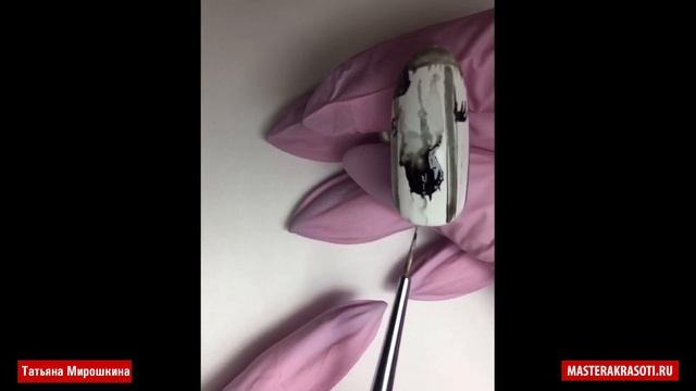 Дизайн ногтей на Хэллоуин | Привидение?