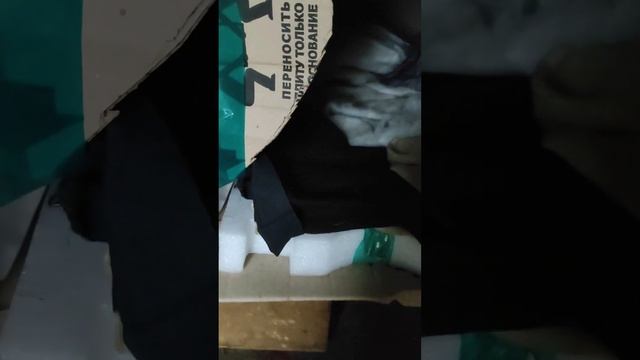 Делаем УТЕПЛЁННЫЙ ДОМИК кошечкеПРИНЦЕССЕ  и  её семье/ ПОМОЩЬ бездомным животным. ЧАСТЬ 7.